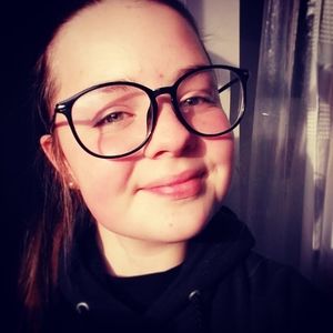 Meet your Posher, Edie